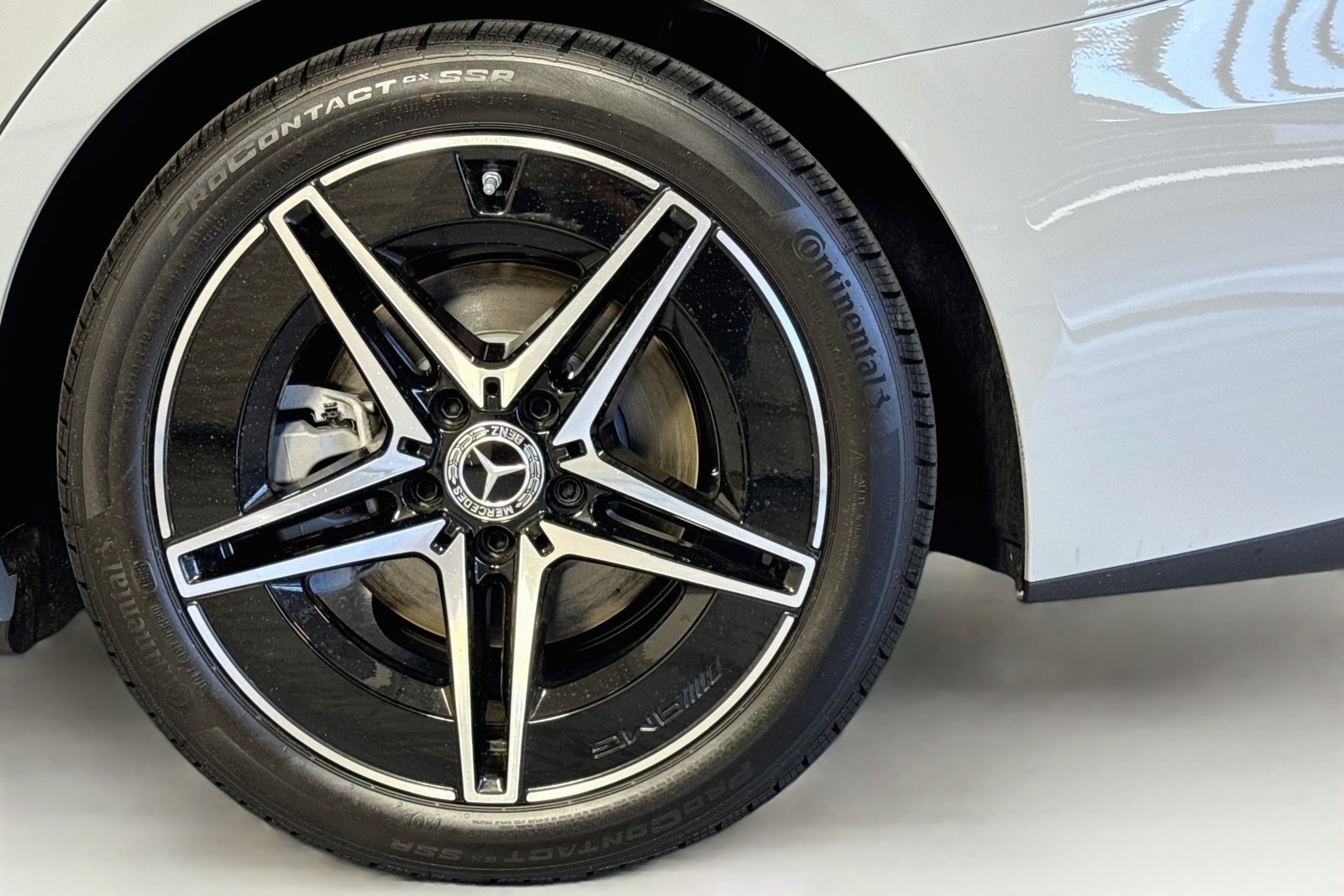 New 2026 Manufaktur Alpine Grey Mercedes-Benz C 300 image 29