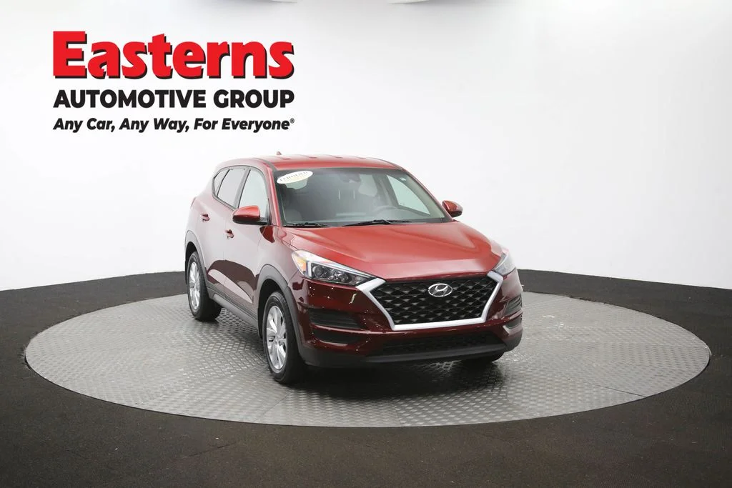 Used 2020 Red Hyundai SE image 50