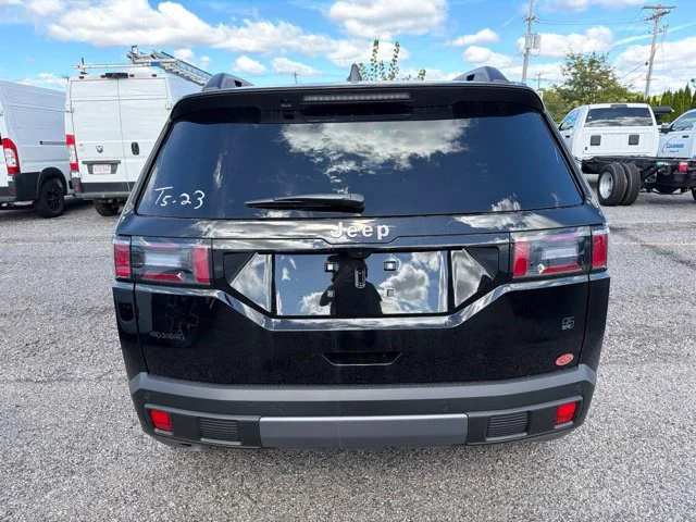 New 2026 Black Jeep  image 4