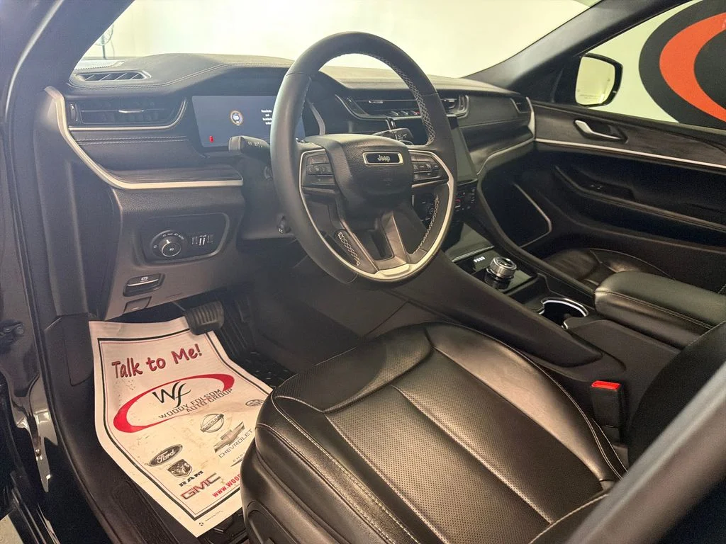 Used 2024 Black Jeep Limited image 11