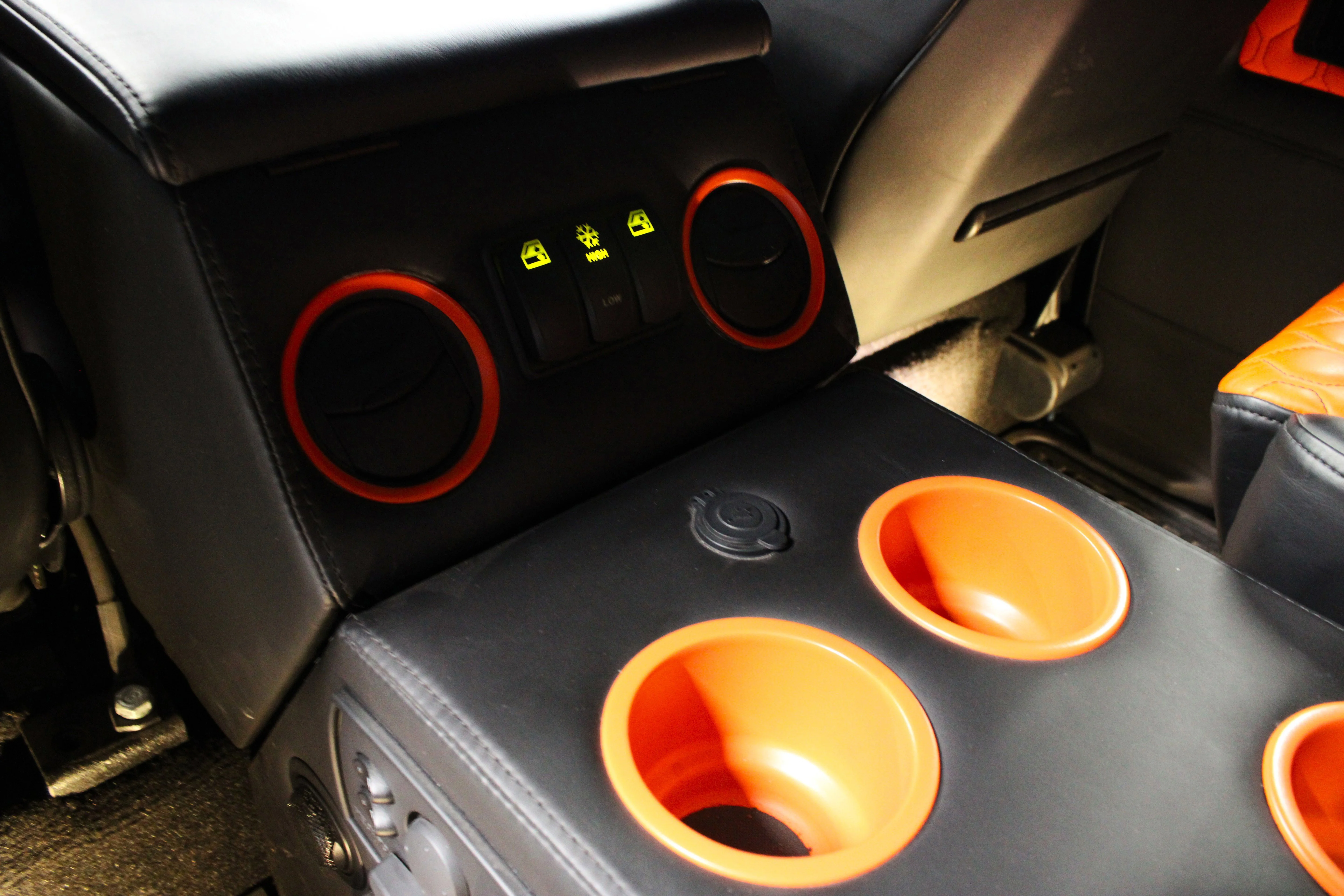 Used 1986 Lamborghini White Land Rover  image 20