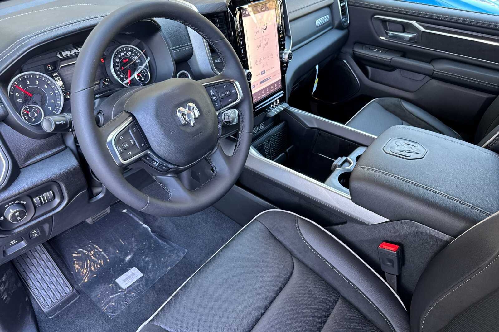 2026 RAM 1500 Laramie - Photo 10