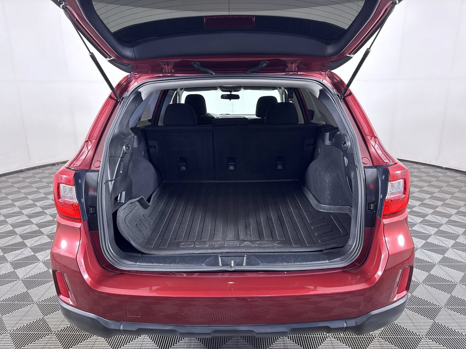 Used 2017 Venetian Red Pearl Subaru Premium image 24