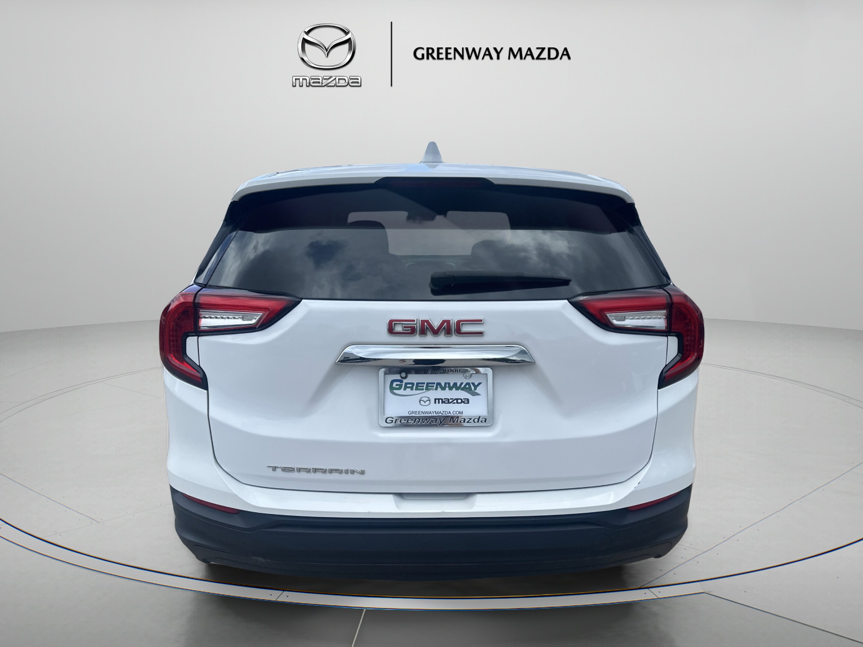 Used 2024 Summit White GMC SLE image 6