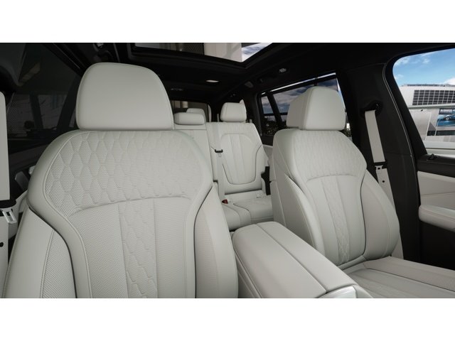New 2027 Black BMW X7 M60i image 11
