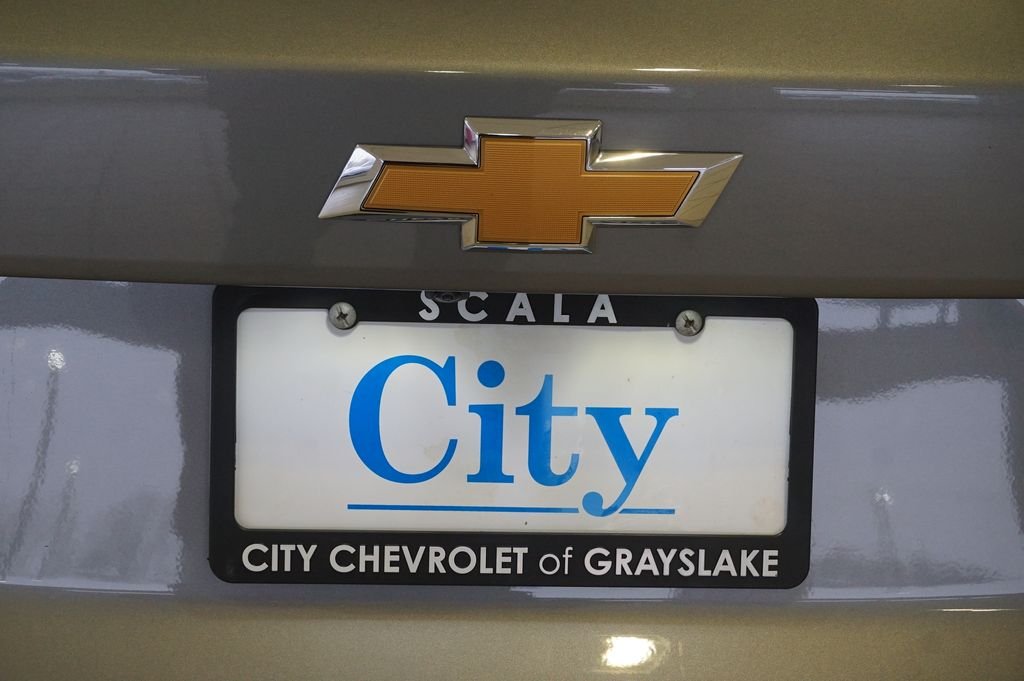 Used 2025 Gray Chevrolet LT image 30