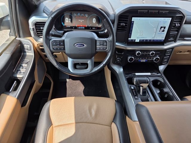 Used 2022 White Ford Lariat image 13