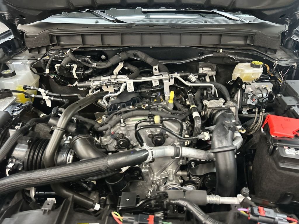 Used 2025 Gray Metallic Ford Big Bend image 11