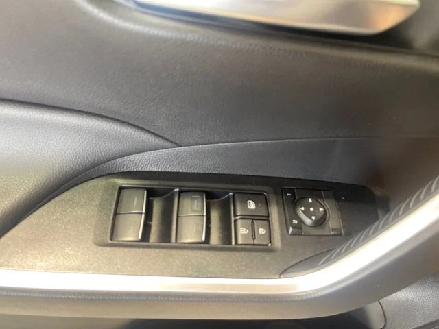 Used 2025 Silver Sky Metallic Toyota XLE image 16