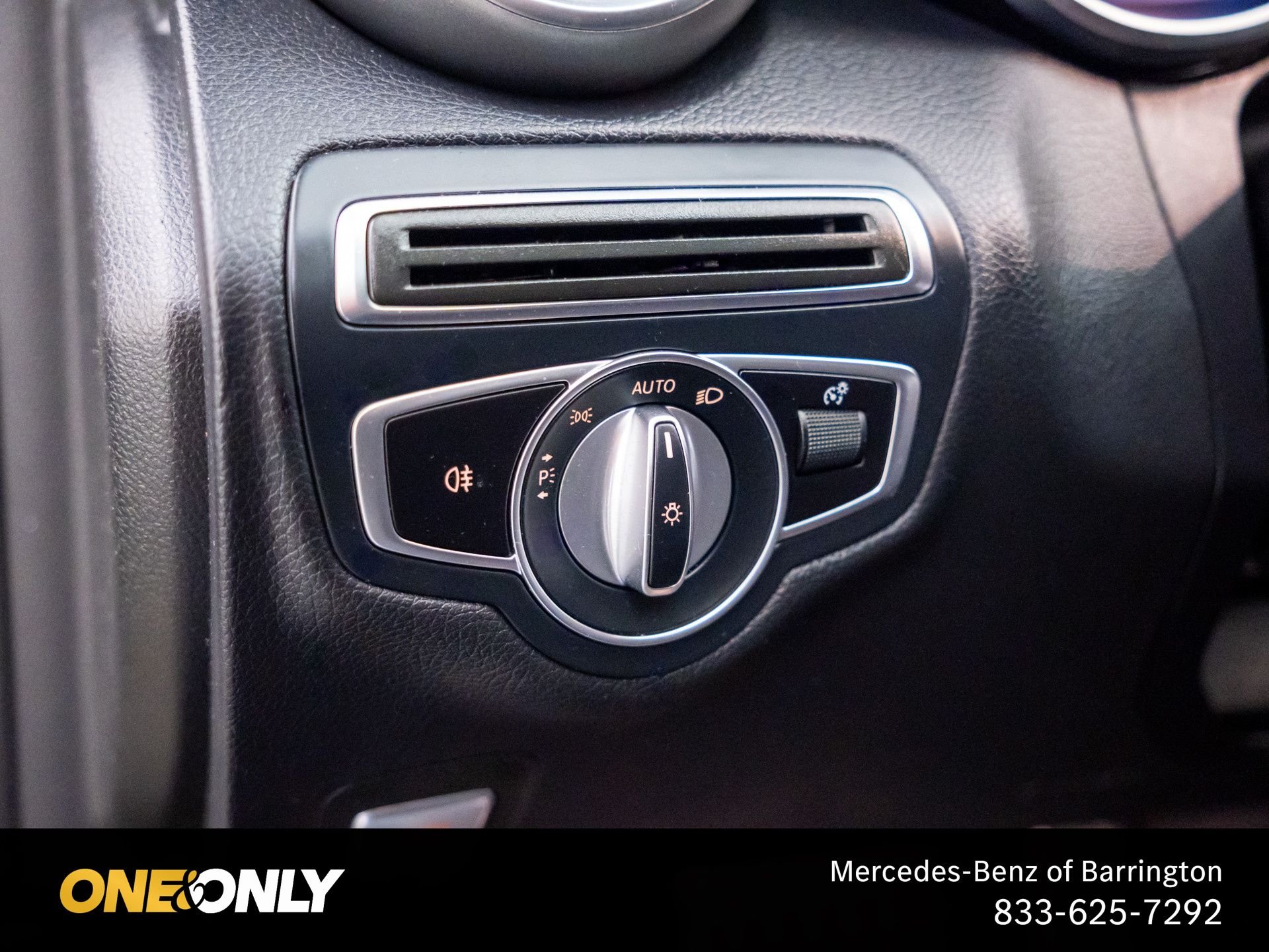 Used 2020 Silver Mercedes-Benz C 300 image 21