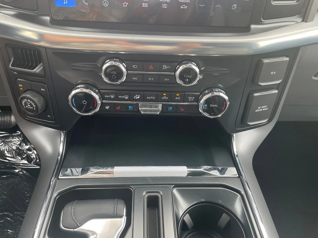 New 2026 Antimatter Blue Metallic Ford Lariat® image 22