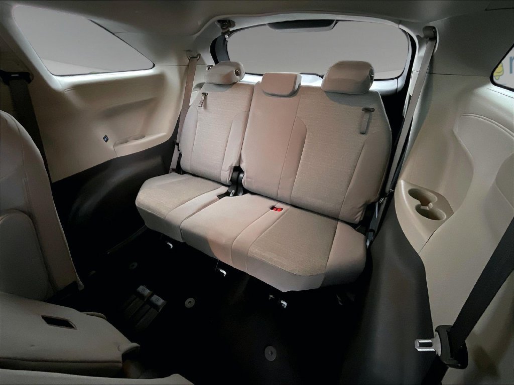 Used 2024 Ice Toyota LE image 16