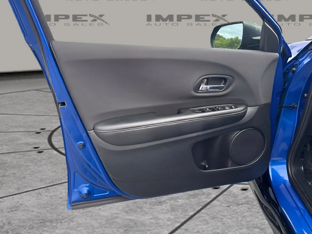 Used 2021 Blue Honda Sport image 19
