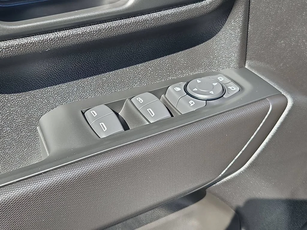 2026 Chevrolet Silverado 2500 HD Custom - Photo 11
