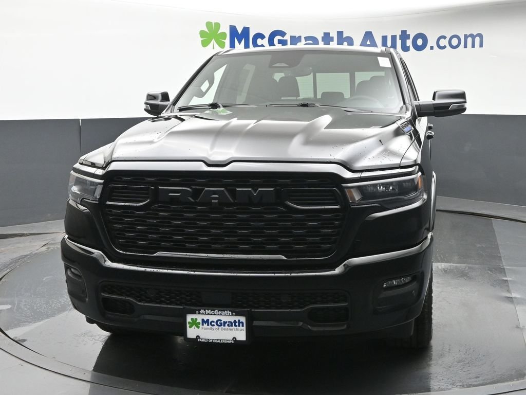 New 2026 Diamond Black Crystal Pearl-Coat Exterior Paint RAM Big Horn/Lone Star image 6