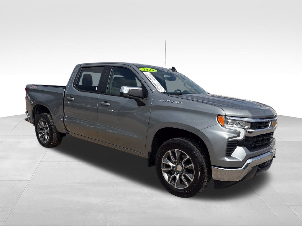 Used 2024 Gray Chevrolet LT image 7