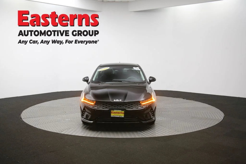 Used 2024 Gray Nissan SV image 52