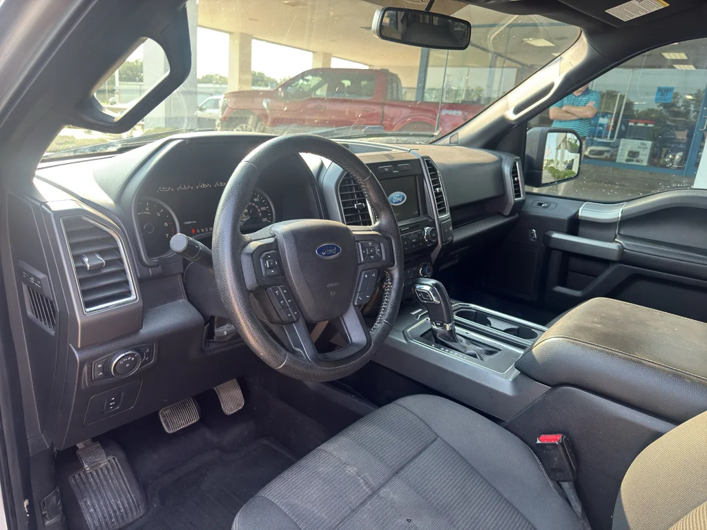 Used 2016 Ingot Silver Metallic Ford XLT image 11