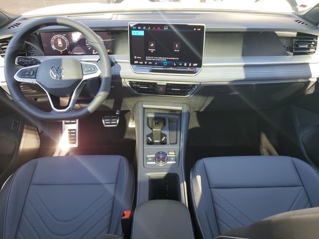 New 2026 White Volkswagen 2.0T SE R-Line Black image 16