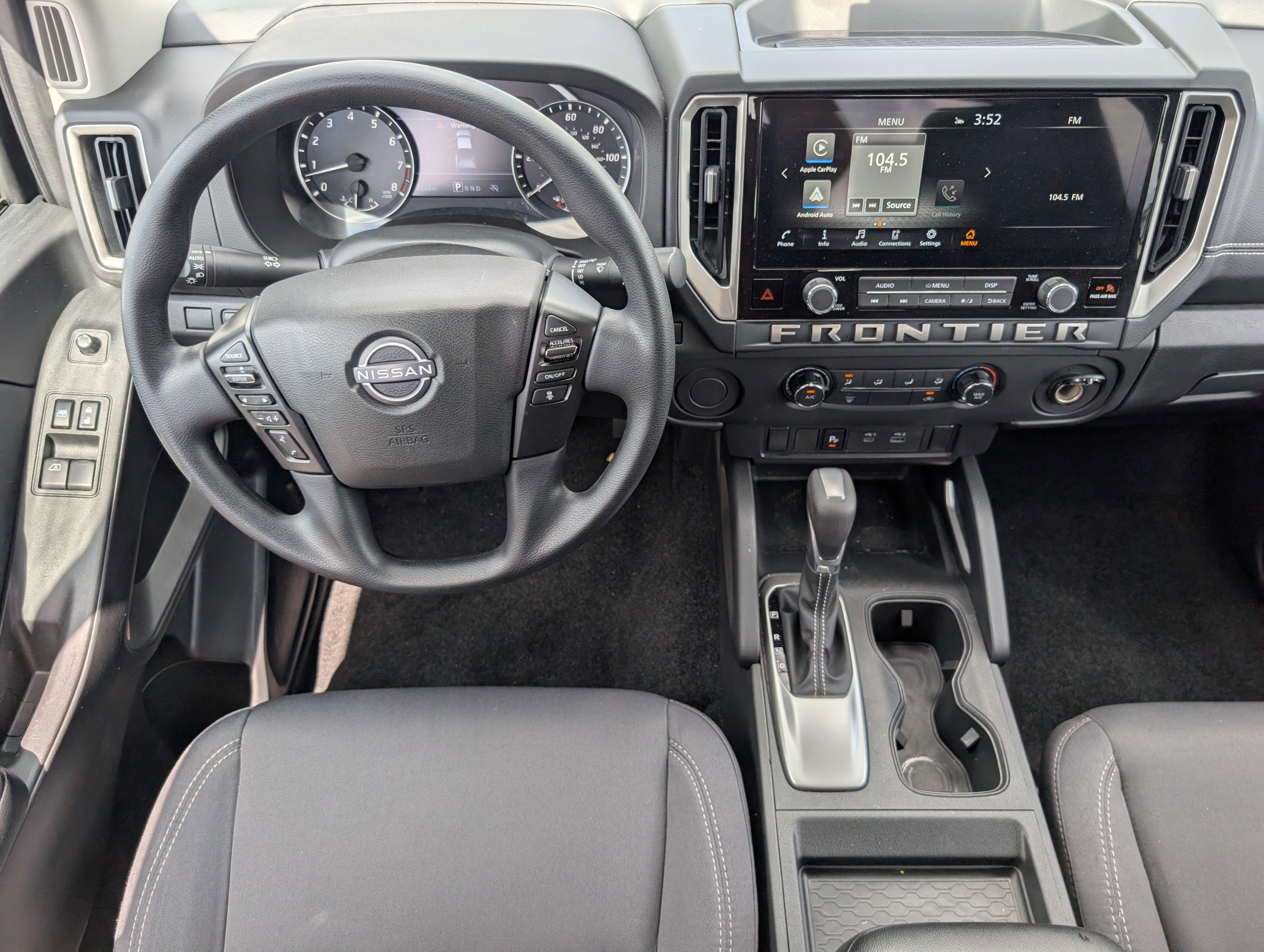 Used 2025 Glacier White Nissan S image 6