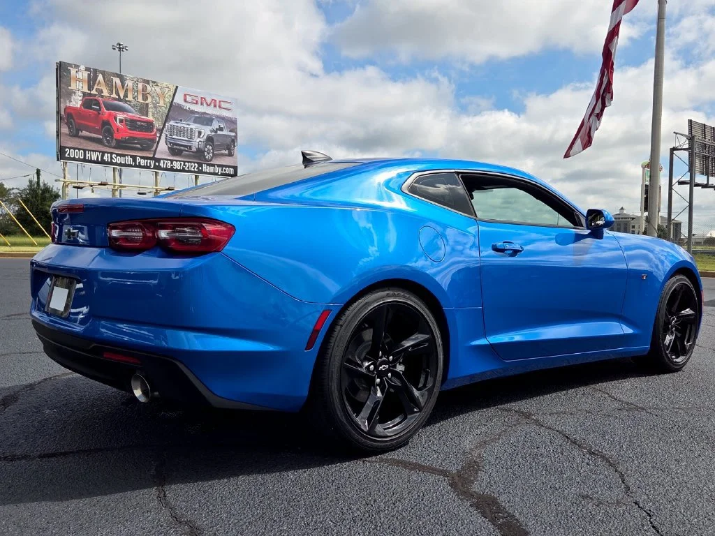 Used 2024 Riptide Blue Metallic Chevrolet 2LT image 10