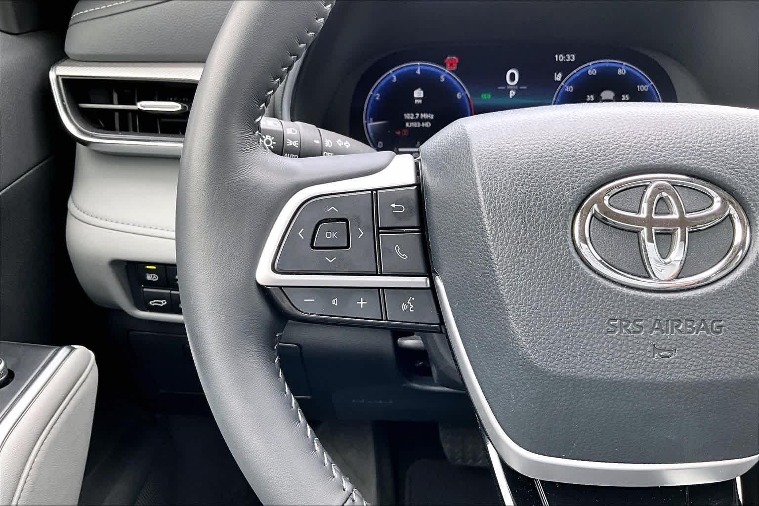 Used 2024 Moon Dust Toyota Platinum image 20