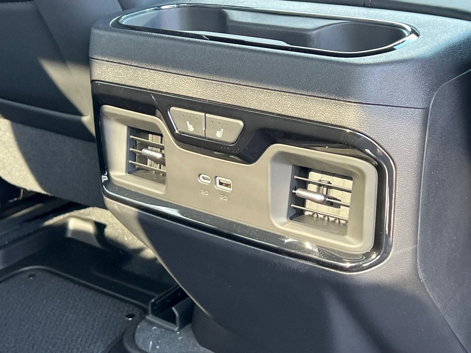 2026 GMC Sierra 1500 AT4X - Photo 11
