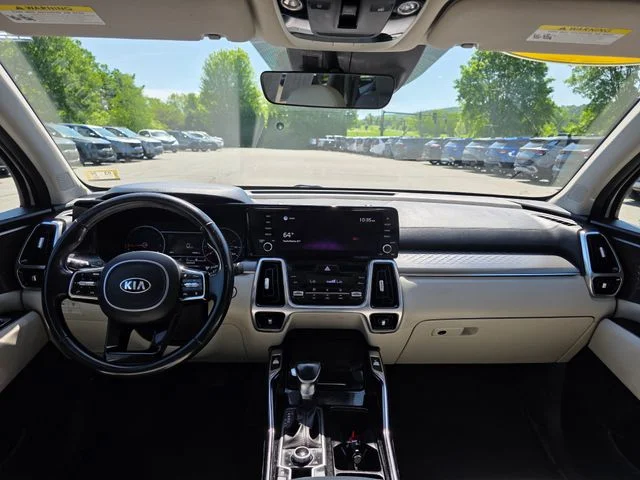 Used 2021 White Pearl Kia SX image 20