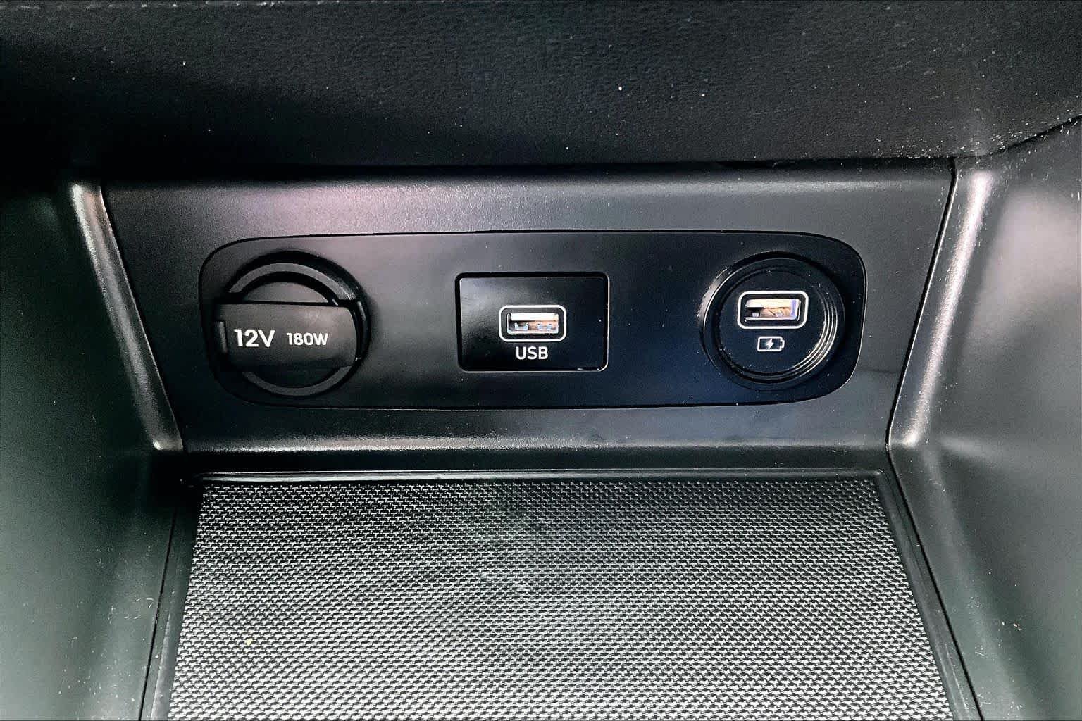 Used 2023 Onyx Black Hyundai SEL image 34