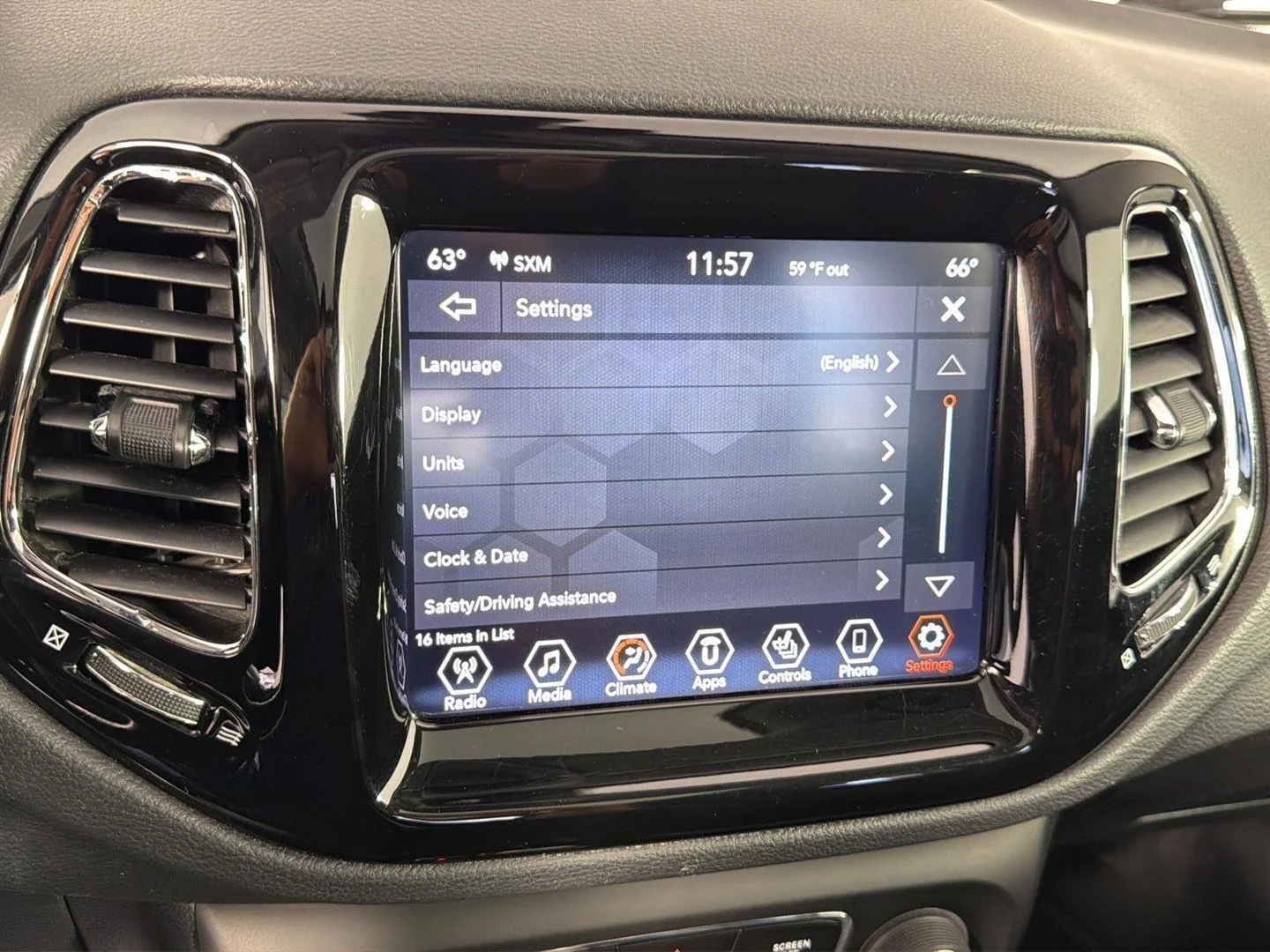 Used 2019 Granite Crystal Metallic Clearcoat Jeep Limited image 34