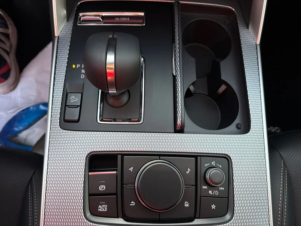New 2026 White Mazda 3.3 Turbo Premium image 25