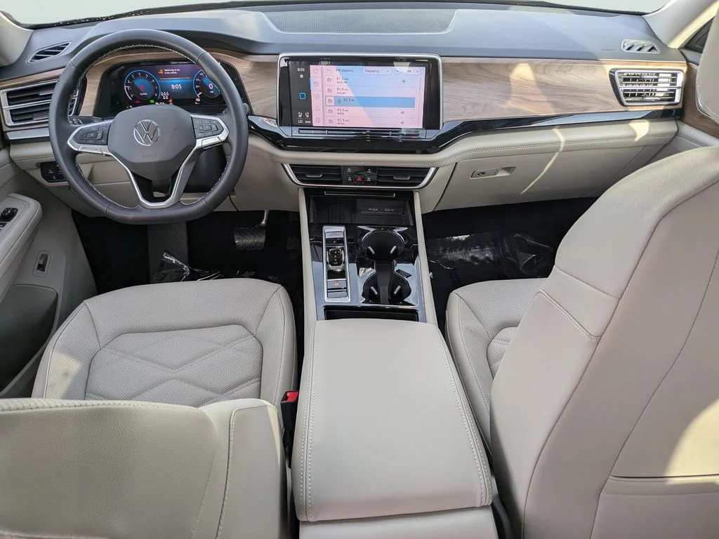 New 2026 Gray Volkswagen 2.0T SE w/Technology image 7