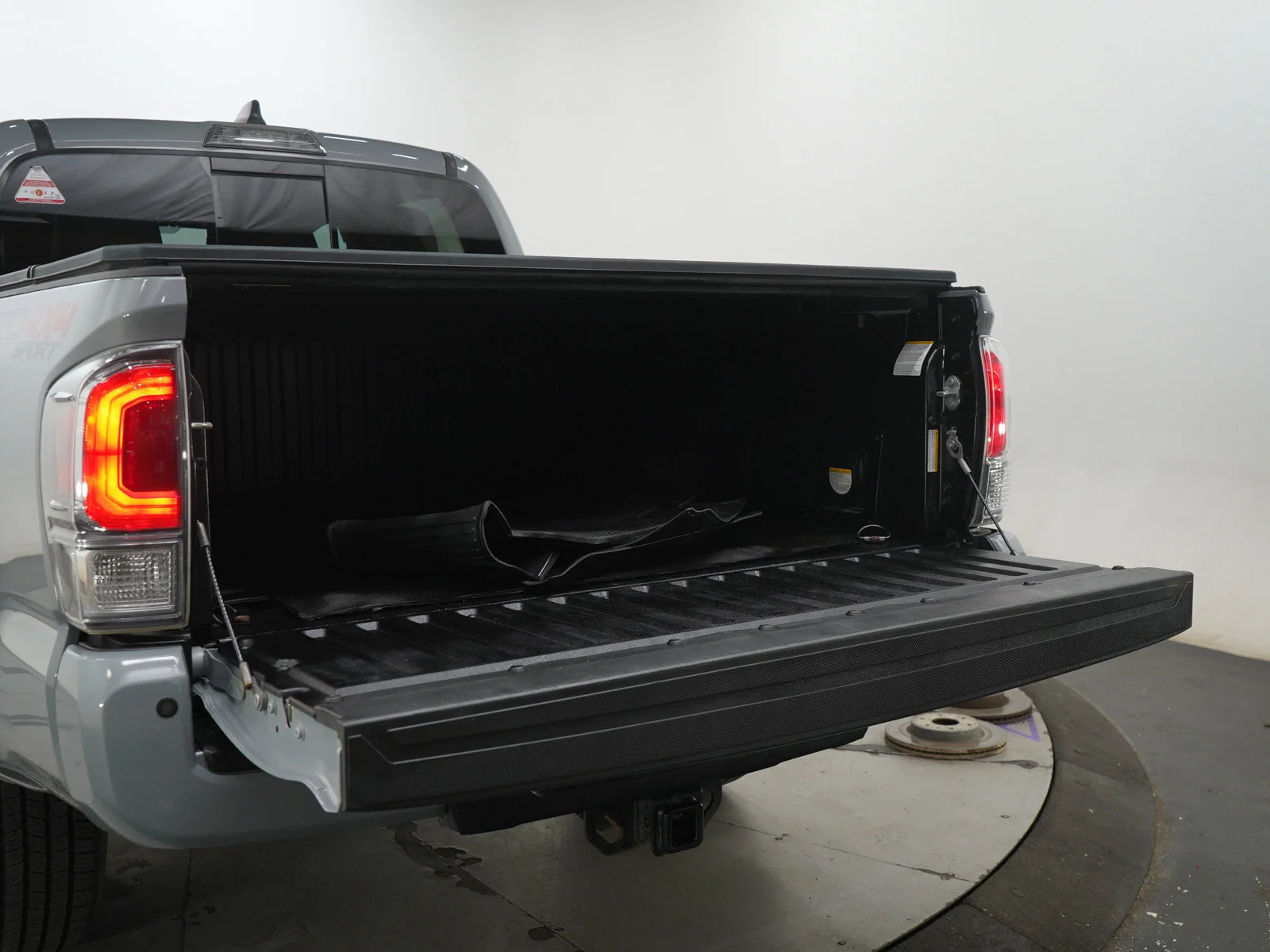 Used 2021 Gray Toyota SR image 16
