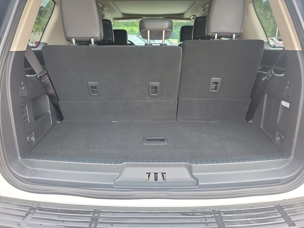 Used 2023 White Ford XLT image 30