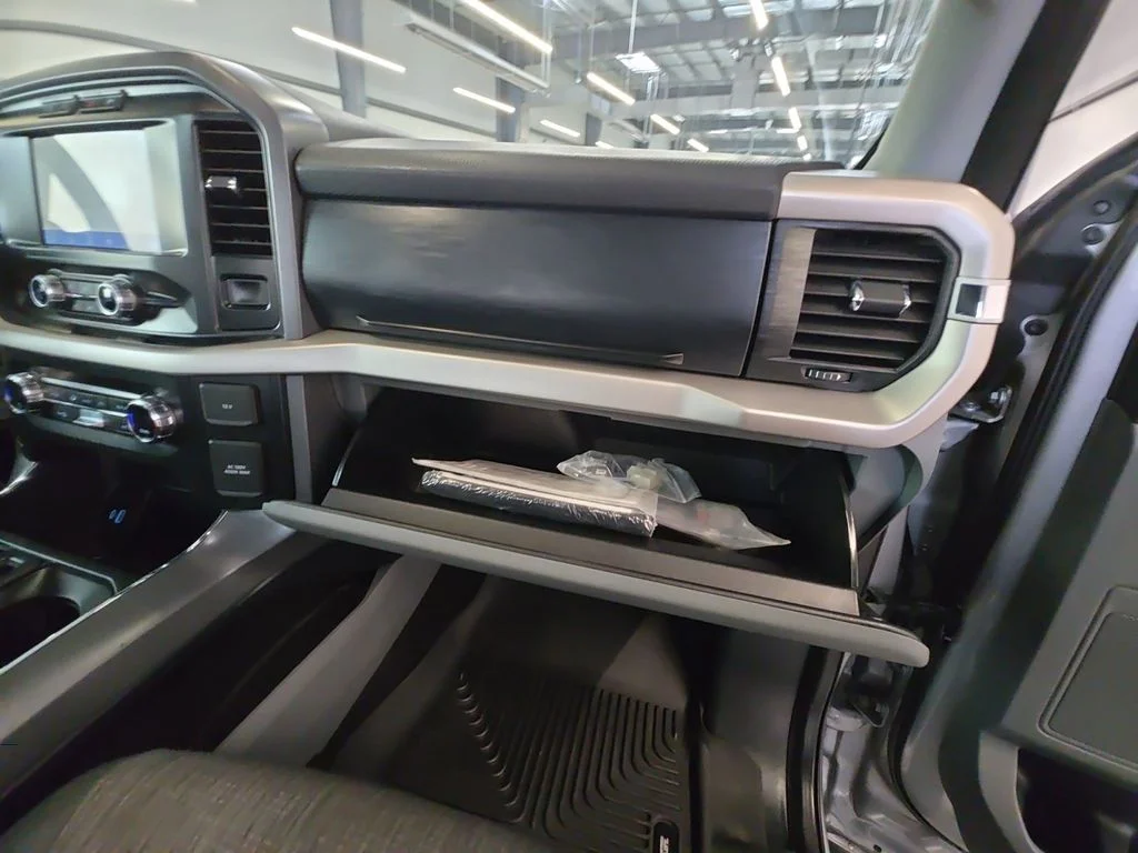 Used 2021 Silver Ford XLT image 30