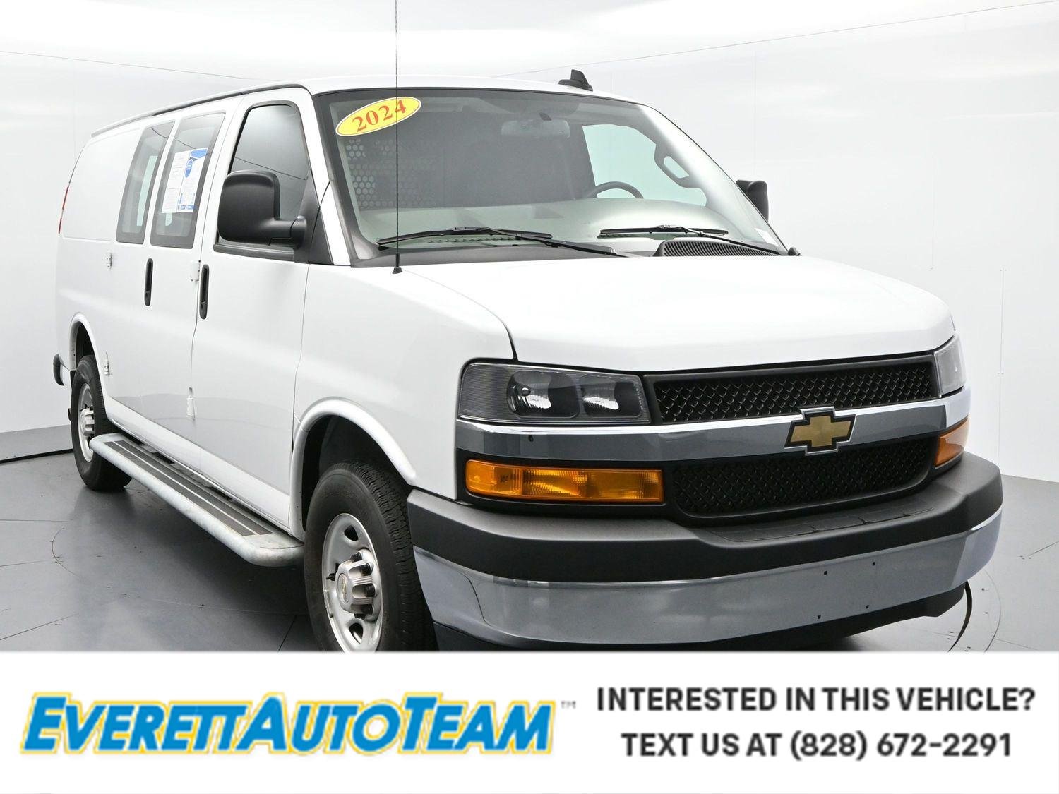 2024 Chevrolet Express 2500 Work Van HD's photo