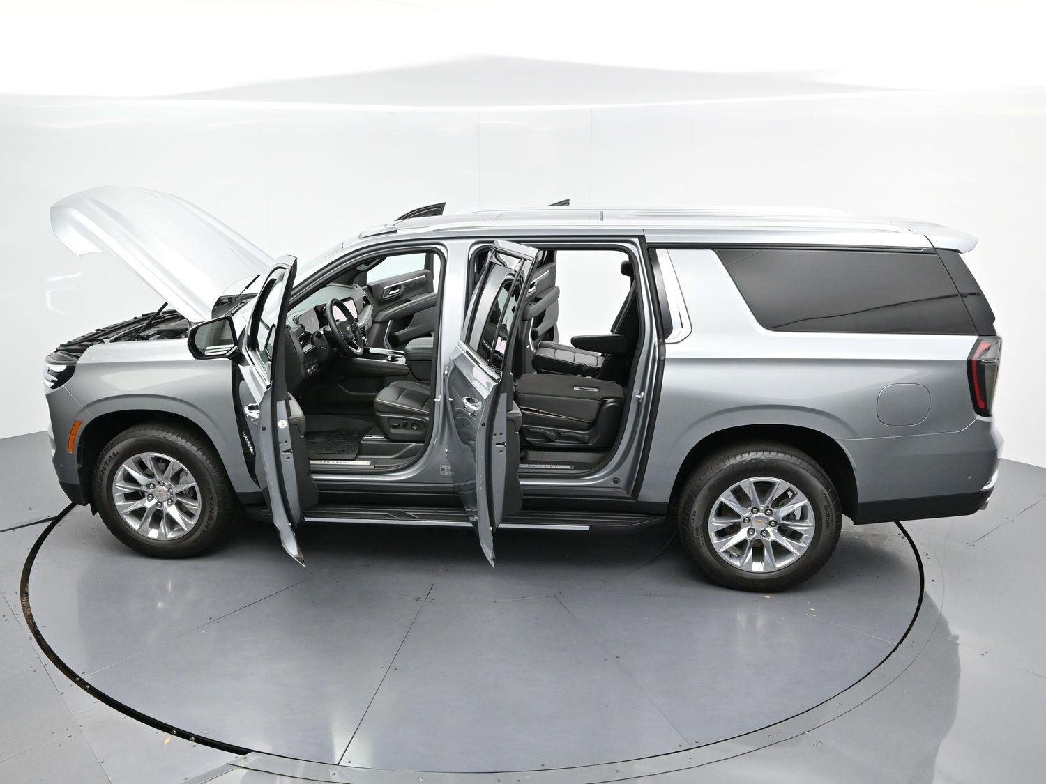 Used 2025 Sterling Gray Metallic Chevrolet Premier image 39