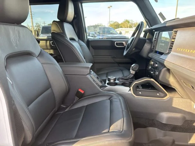 New 2025 Oxford White Ford Badlands® image 21