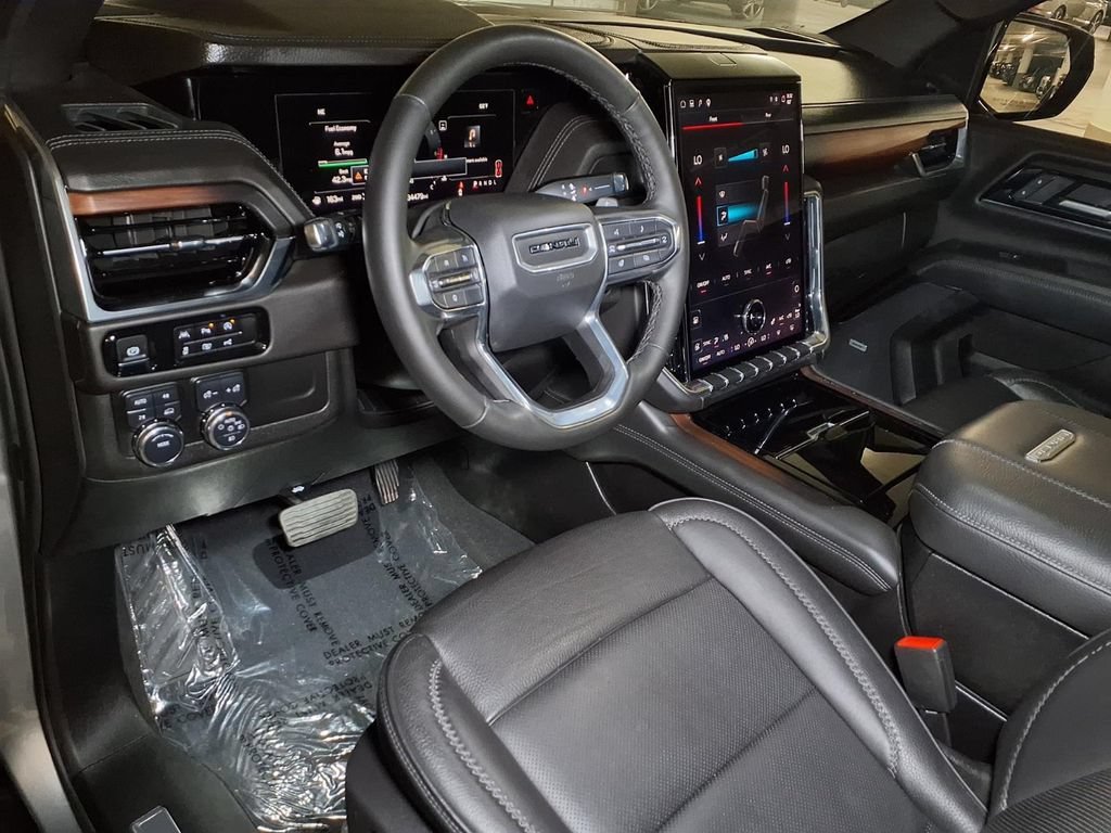 2025 GMC Yukon XL Denali - Photo 4