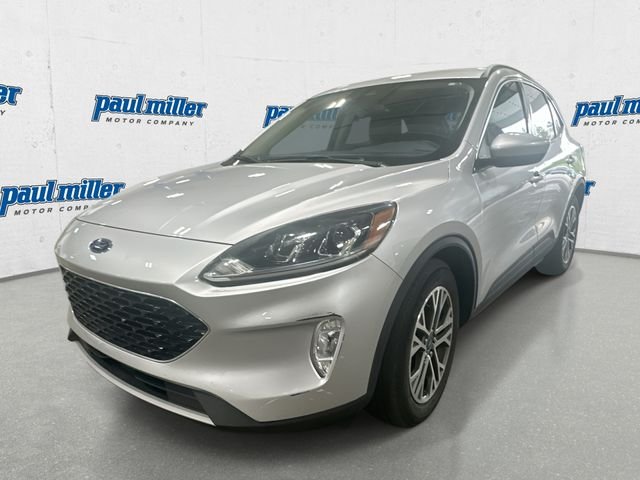 Certified Used 2020 Ingot Silver Ford SEL image 1