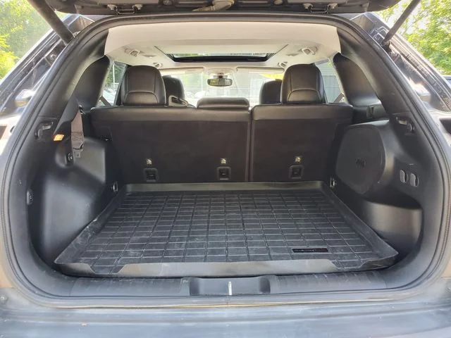 Used 2019 Gray Jeep Trailhawk image 9