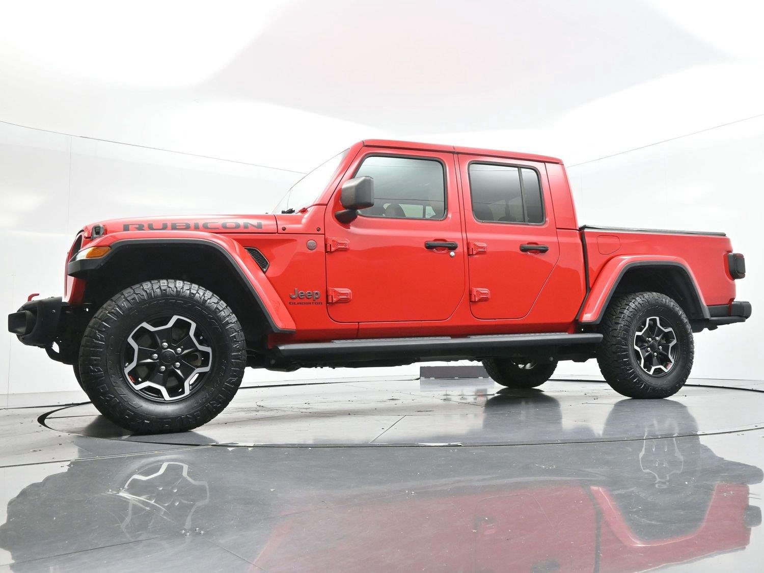 Used 2021 Firecracker Red Clearcoat Jeep Rubicon image 45
