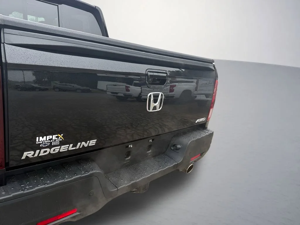 Used 2023 Black Honda RTL-E image 34