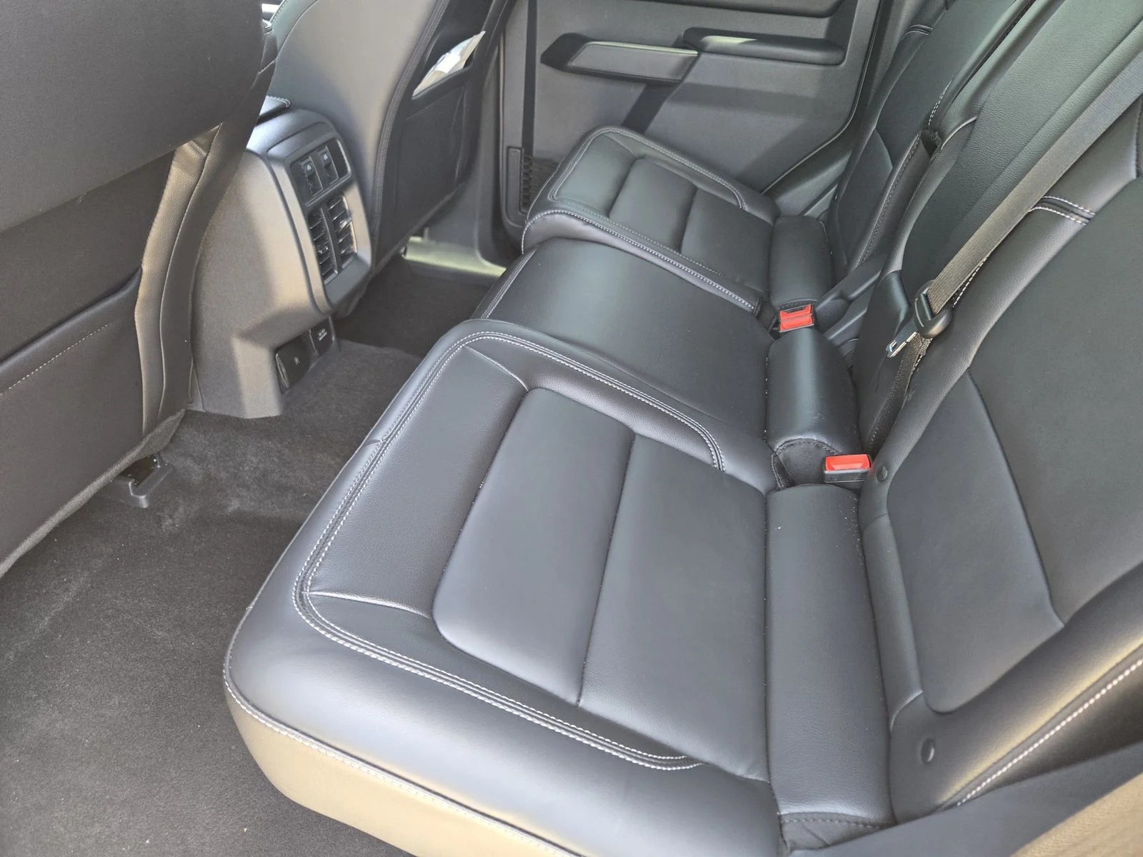 New 2026 Marsh Gray Ford Outer Banks® image 18