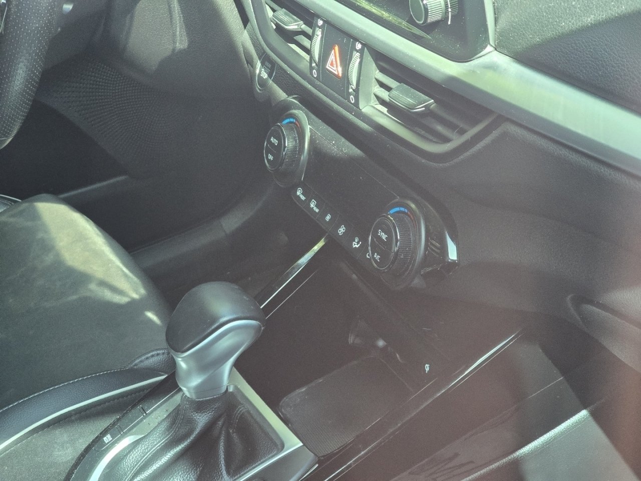 2023 Kia Forte GT-Line - Photo 16
