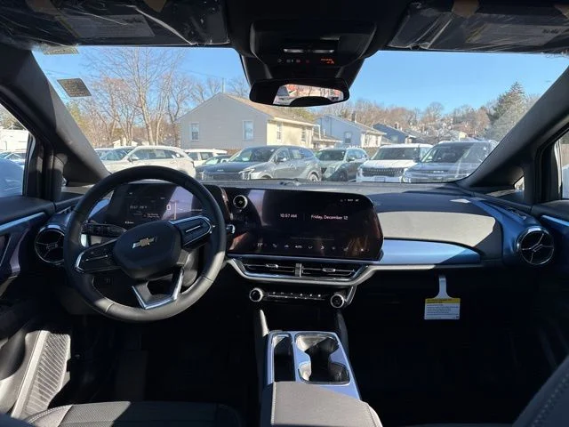 New 2026 White Chevrolet LT image 11