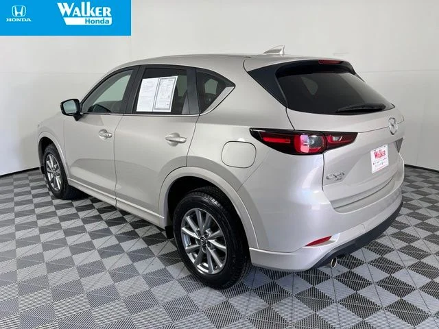Used 2025 Quartz Metallic Mazda 2.5 S Preferred Package image 5