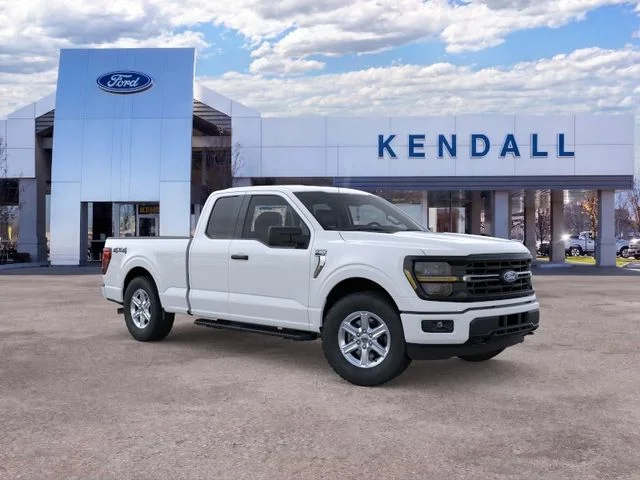 New 2026 Oxford White Ford XLT image 7