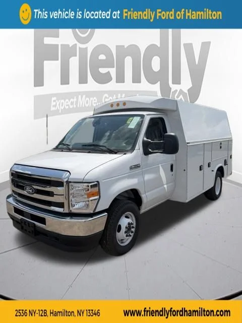 2027 Ford E-Series Cutaway Base