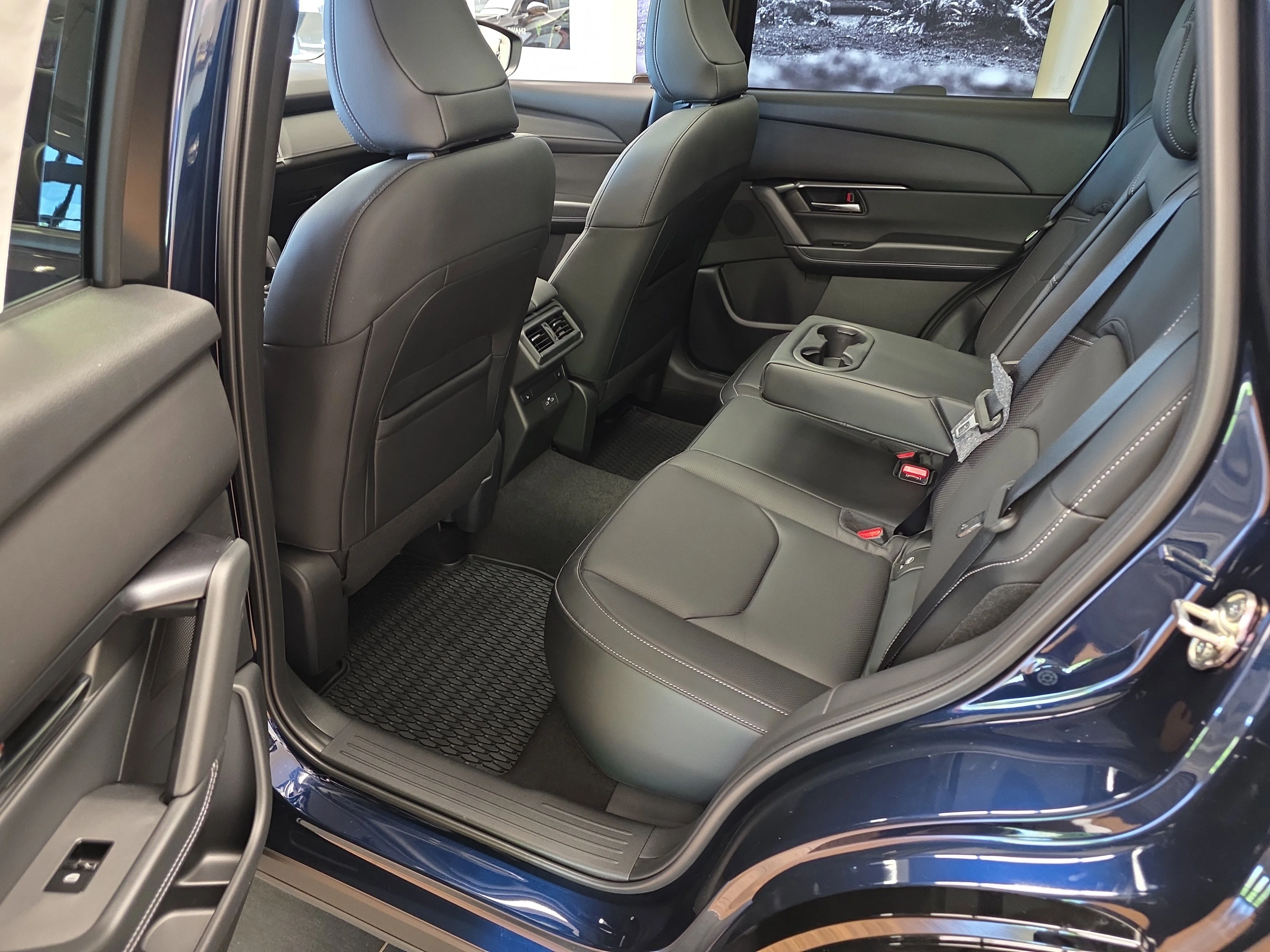 New 2026 Navy Blue Mica Mazda 2.5 S Premium Plus AWD image 17